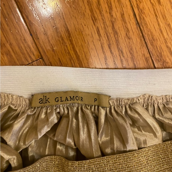 Gold pleated skirt - Picture 7 of 8